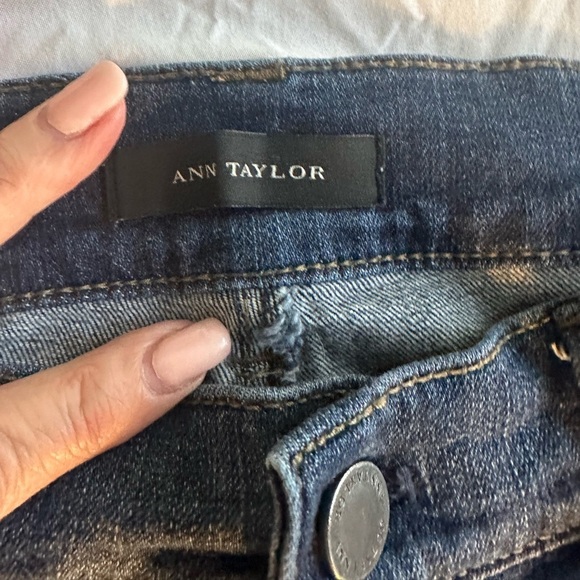Ann Taylor The Skinny Modern Fit Jeans Size 8 - Picture 5 of 8